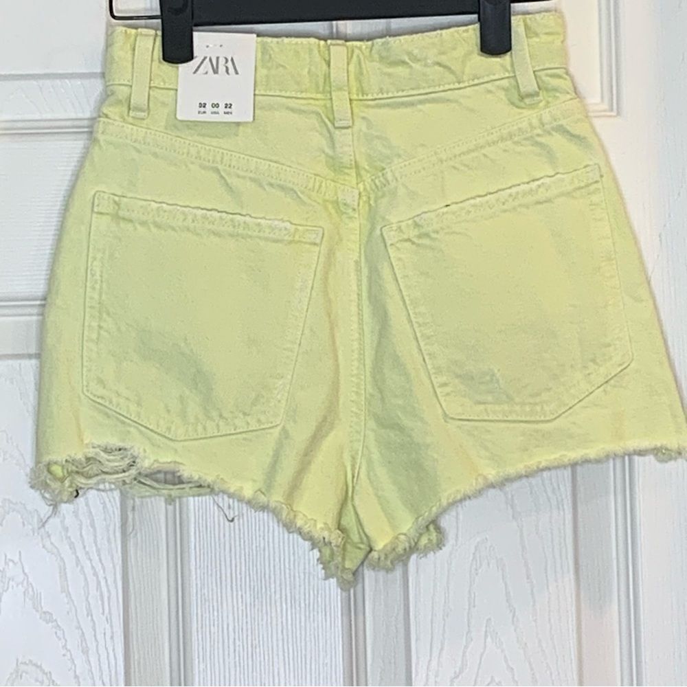 Zara Women's Yellow Denim Shorts High Rise Size 0 - Picture 12 of 12